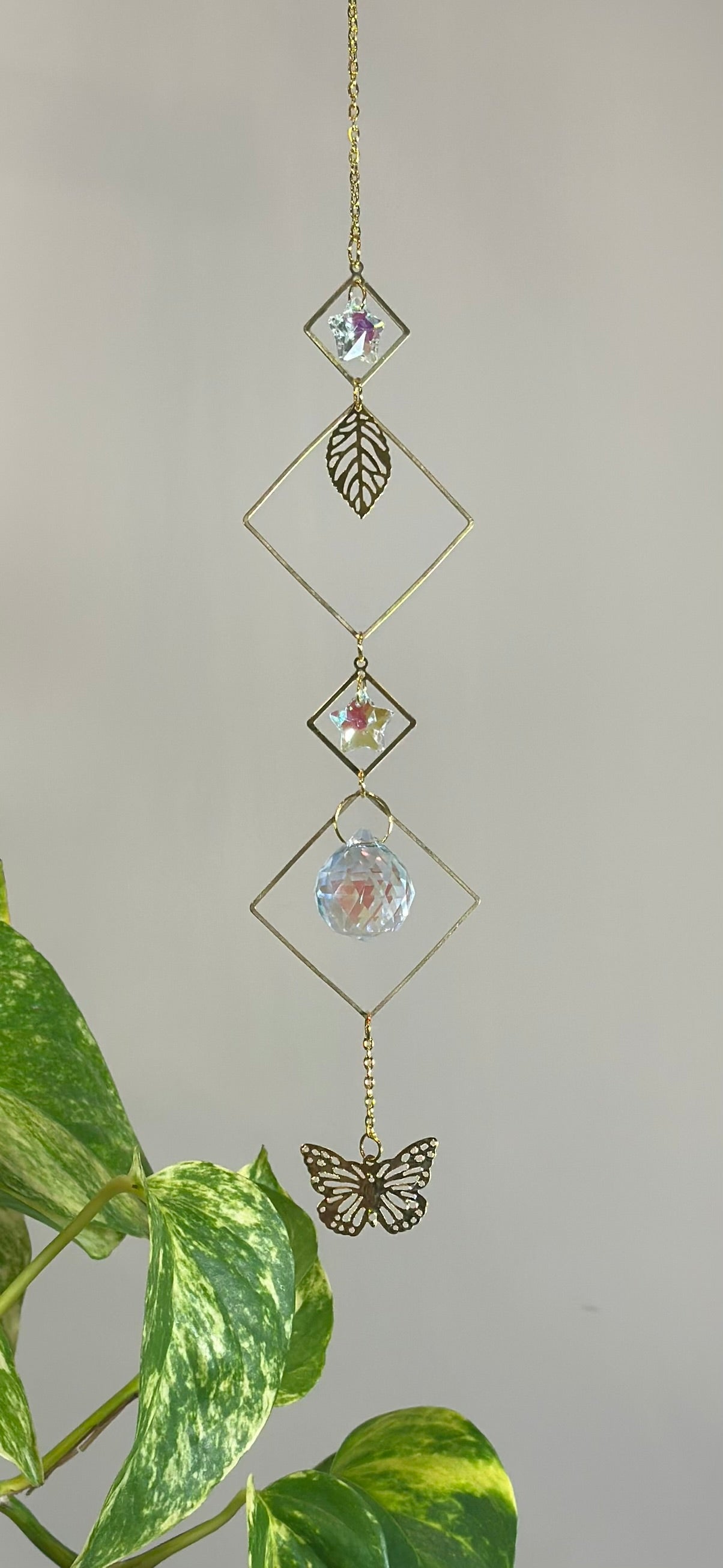 Gold Hanging Basket Suncatcher