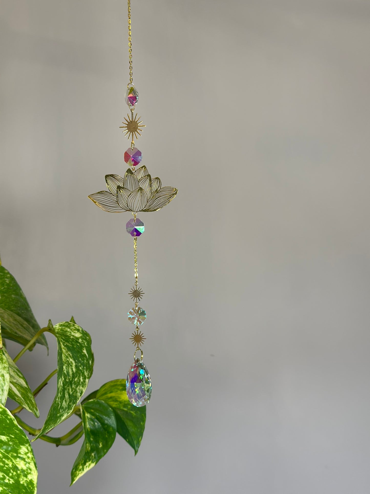 Gold Hanging Basket Suncatcher