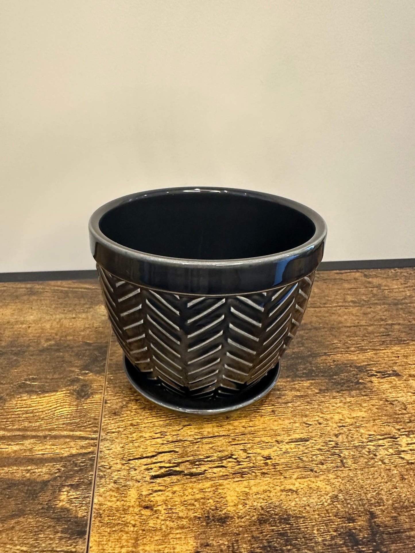 Black Ceramic Pot - 4 inches